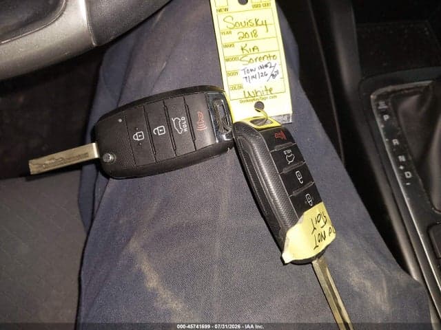 2018 KIA SORENTO 2.4L LX 11