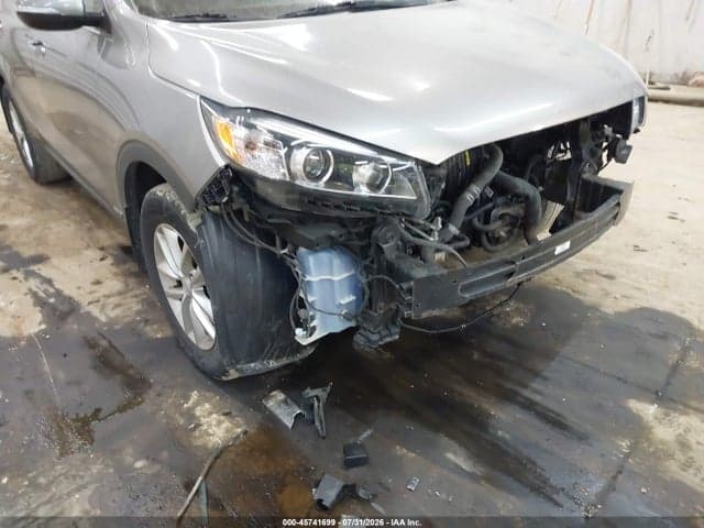 2018 KIA SORENTO 2.4L LX 19