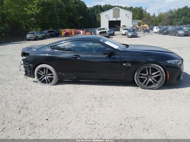 2020 BMW M8 14