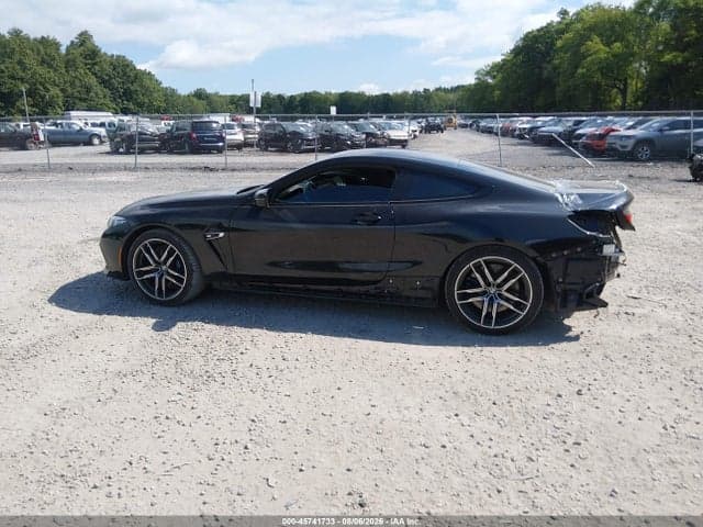 2020 BMW M8 15