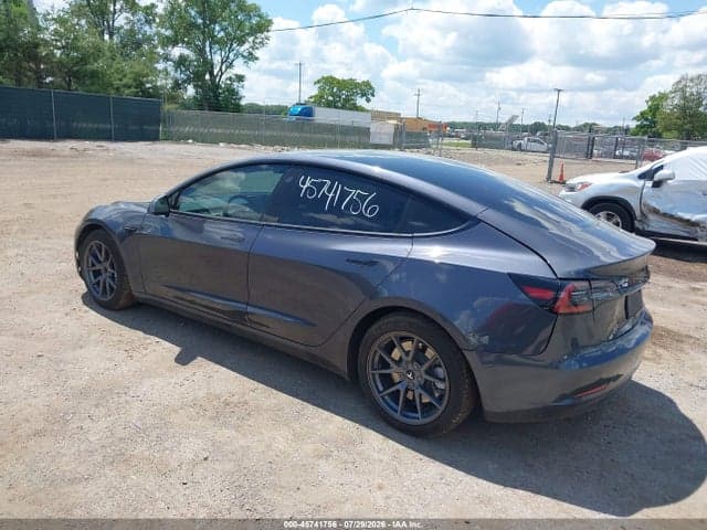 2021 TESLA MODEL 3 STANDARD RANGE PLUS REAR-WHEEL DRIVE 3