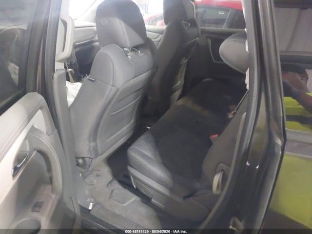 2017 CHEVROLET TRAVERSE LS 8