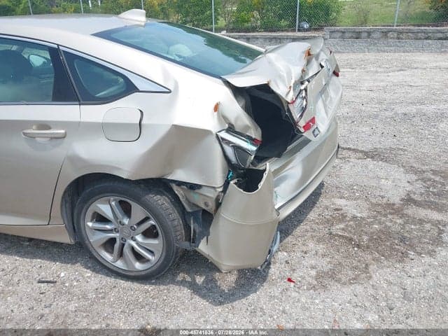 2018 HONDA ACCORD LX 6