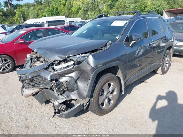 2023 TOYOTA RAV4 XLE 2