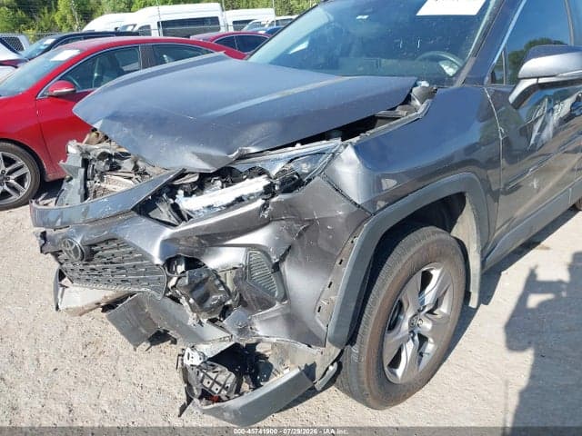 2023 TOYOTA RAV4 XLE 6