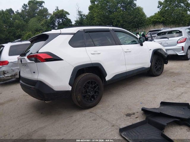 2021 TOYOTA RAV4 LE 4