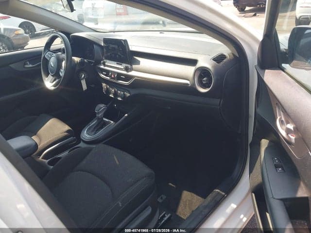 2021 KIA FORTE LXS 5