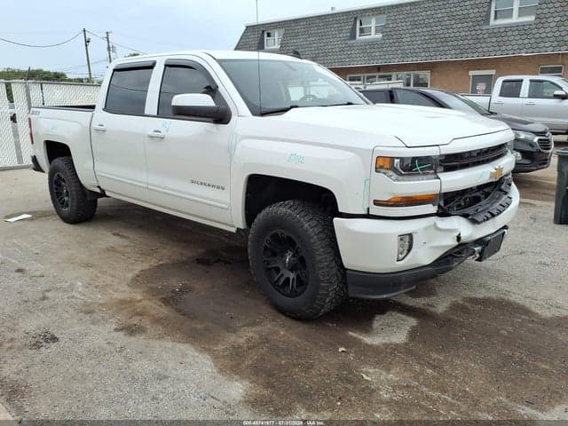 2017 CHEVROLET SILVERADO 1500 LT 1