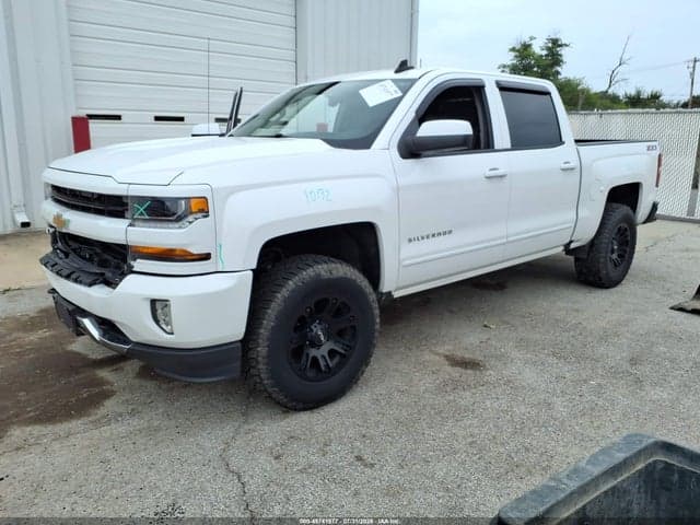 2017 CHEVROLET SILVERADO 1500 LT 2