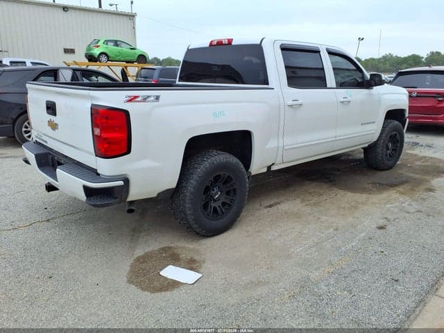 2017 CHEVROLET SILVERADO 1500 LT 4
