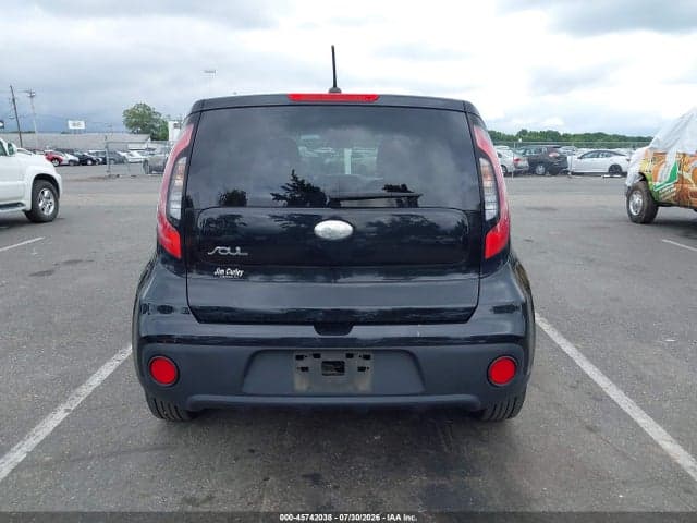 2017 KIA SOUL 16