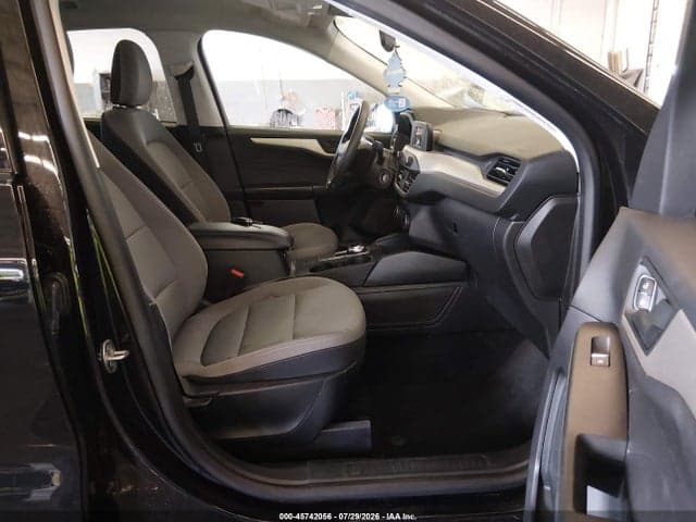 2021 FORD ESCAPE S 5