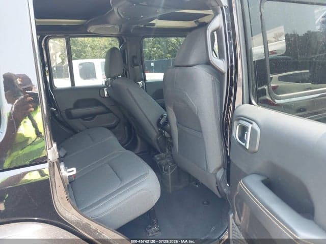 2024 JEEP WRANGLER 4-DOOR SAHARA 4X4 8