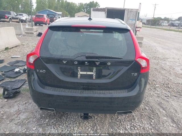 2017 VOLVO V60 T5 PREMIER 17