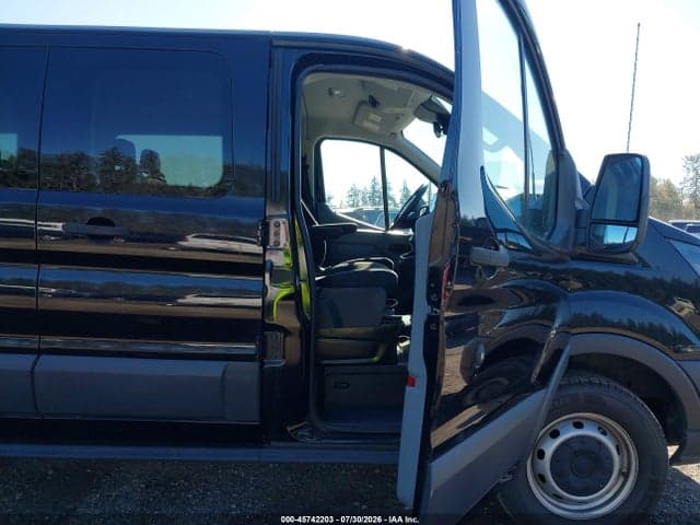 2018 FORD TRANSIT-350 XL 5