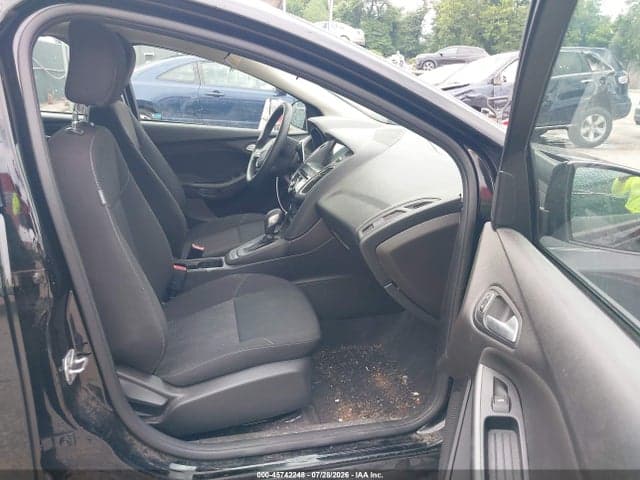 2017 FORD FOCUS SEL 5