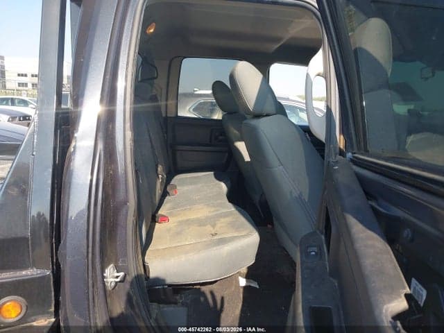 2018 RAM 1500 EXPRESS 4X2 6'4 BOX 8
