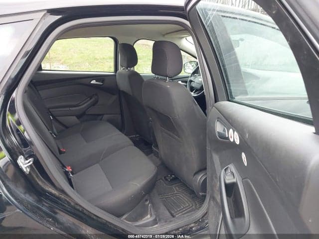 2018 FORD FOCUS SE 8