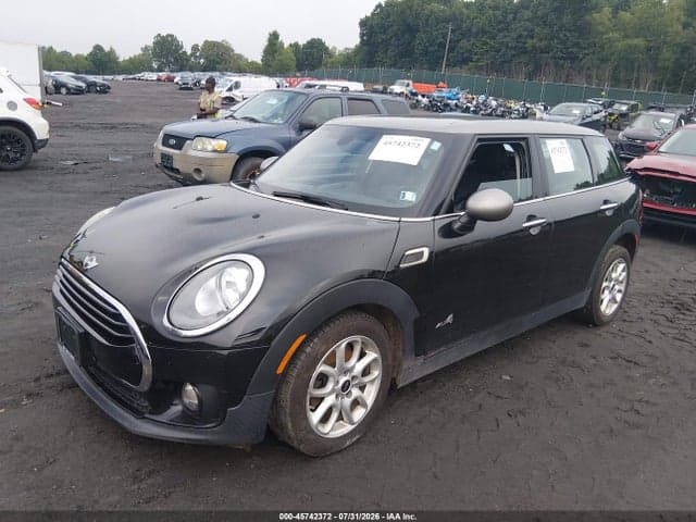 2017 MINI CLUBMAN COOPER 2
