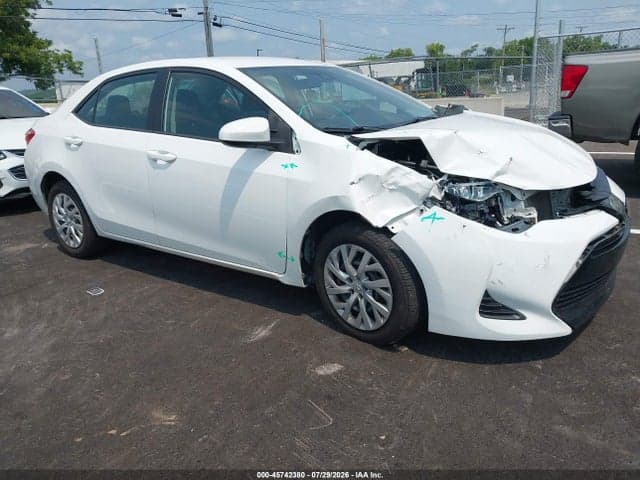 2019 TOYOTA COROLLA LE 1