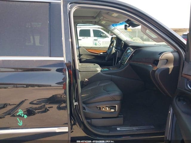 2017 CADILLAC ESCALADE LUXURY 5