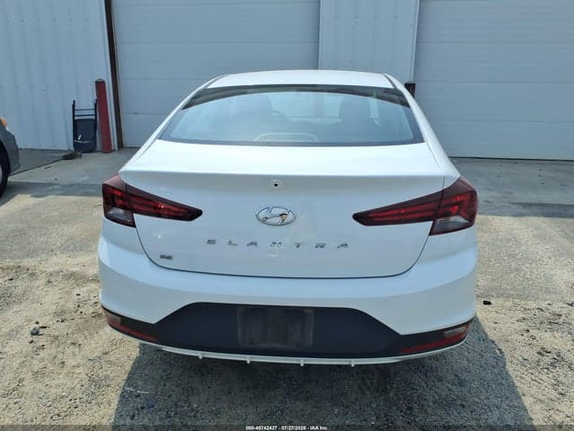 2020 HYUNDAI ELANTRA SE 16