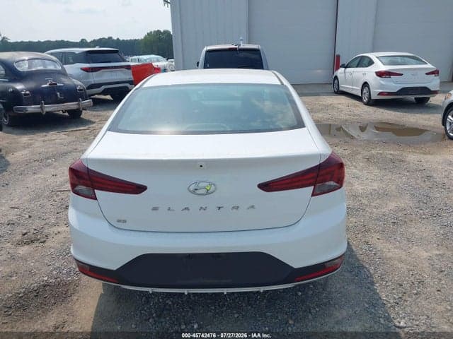 2020 HYUNDAI ELANTRA SE 16