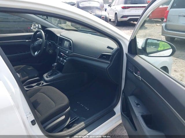 2020 HYUNDAI ELANTRA SE 5