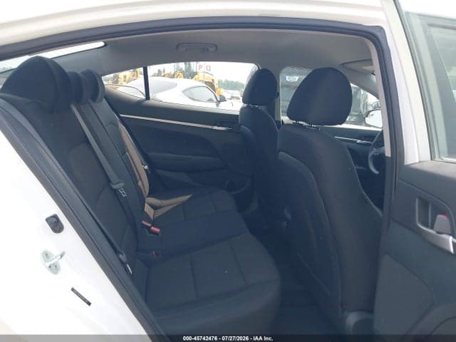 2020 HYUNDAI ELANTRA SE 8
