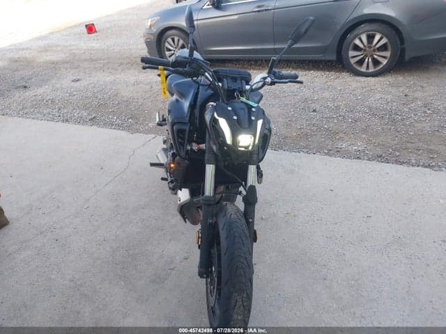 2022 YAMAHA MT07 5