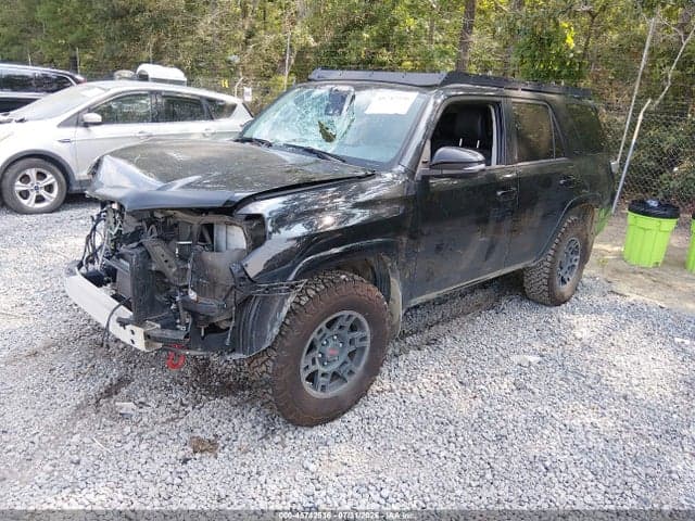 2020 TOYOTA 4RUNNER SR5 PREMIUM 2