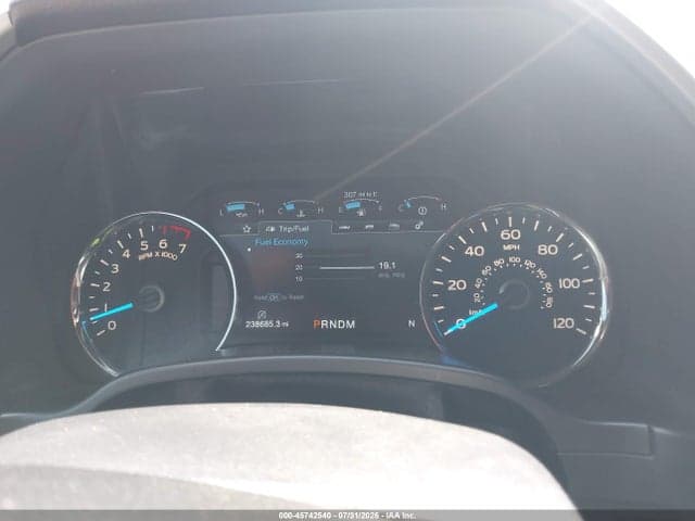 2017 FORD F-150 LARIAT 7