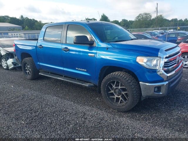 2017 TOYOTA TUNDRA SR5 5.7L V8 - 1