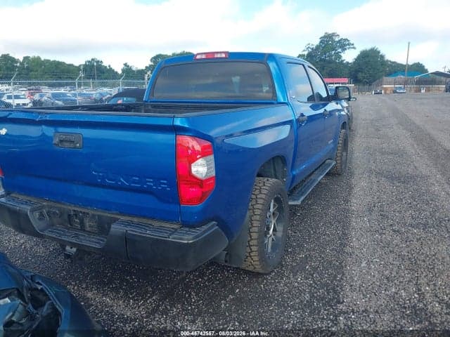 2017 TOYOTA TUNDRA SR5 5.7L V8 4