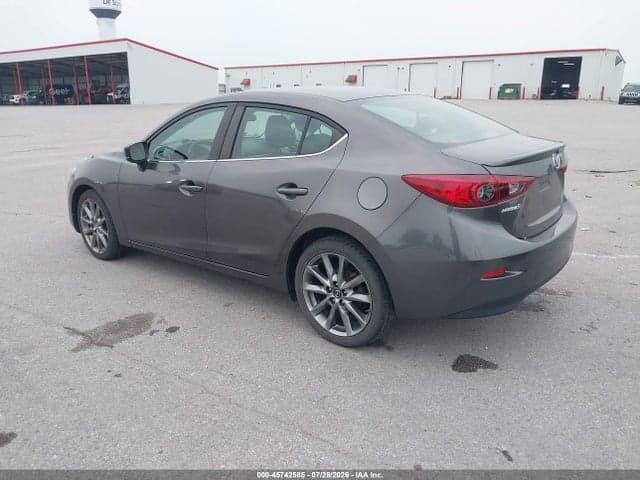 2018 MAZDA MAZDA3 TOURING 3
