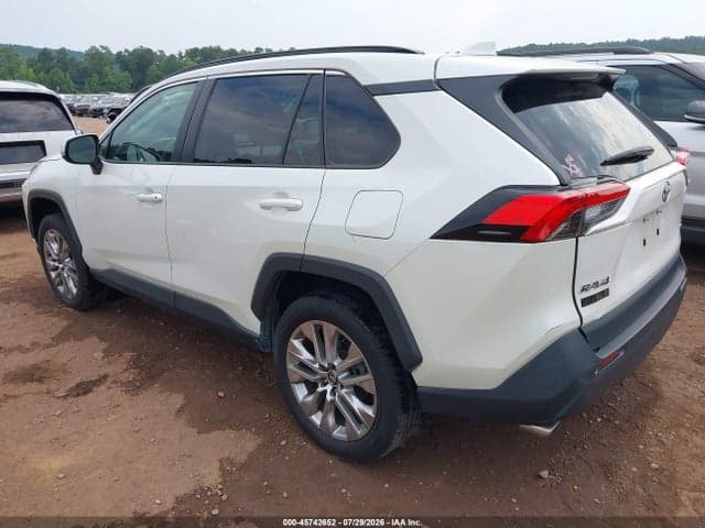 2022 TOYOTA RAV4 XLE PREMIUM 3