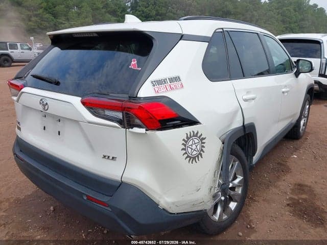 2022 TOYOTA RAV4 XLE PREMIUM 6