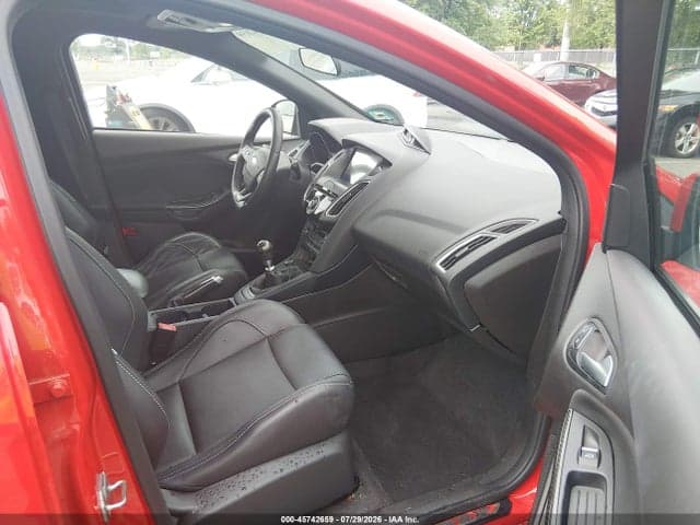 2017 FORD FOCUS 5