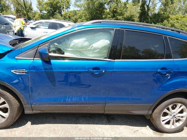 2017 FORD ESCAPE SE 14