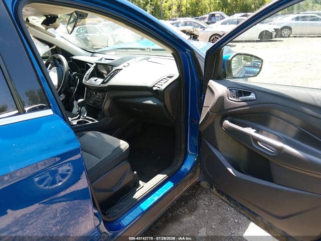 2017 FORD ESCAPE SE 5