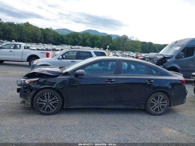 2023 KIA FORTE GT-LINE 15