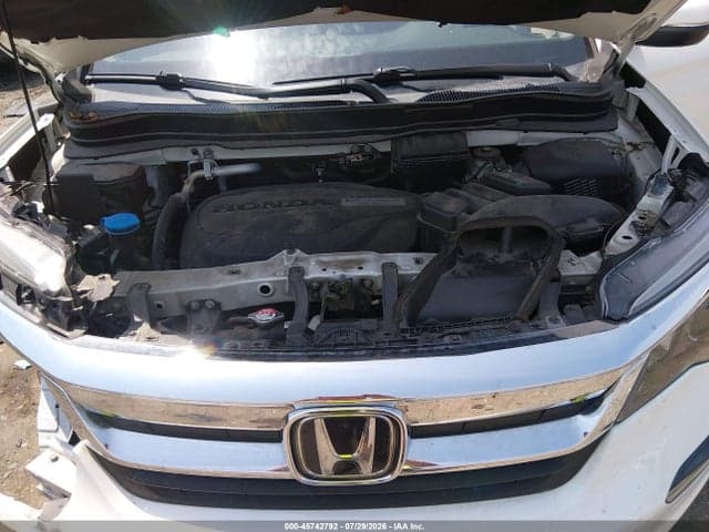 2019 HONDA PILOT EX 10
