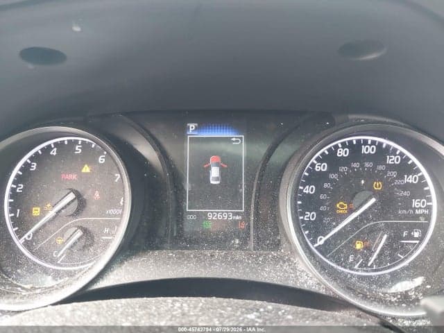 2022 TOYOTA CAMRY SE 7
