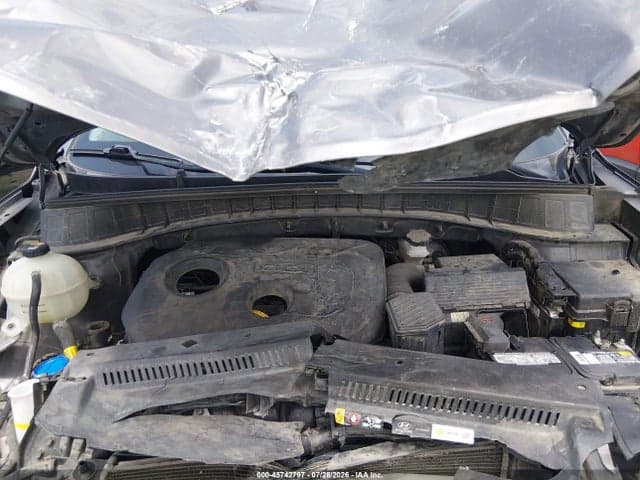 2020 HYUNDAI TUCSON SE 10