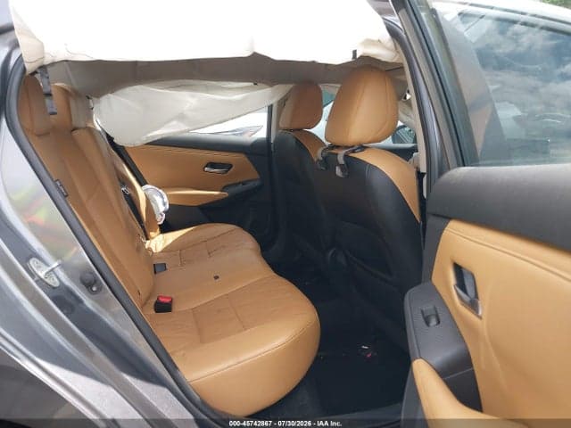 2022 NISSAN SENTRA SV XTRONIC CVT 8