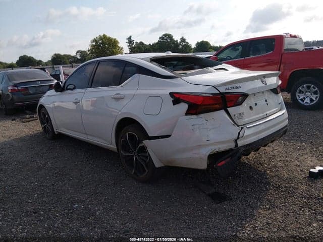 2023 NISSAN ALTIMA SR INTELLIGENT AWD 3