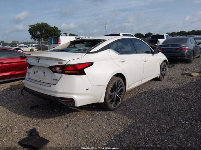 2023 NISSAN ALTIMA SR INTELLIGENT AWD 4