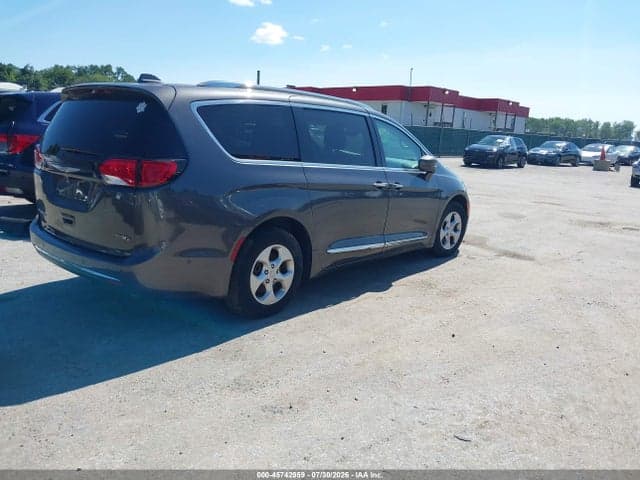 2017 CHRYSLER PACIFICA TOURING-L PLUS 4