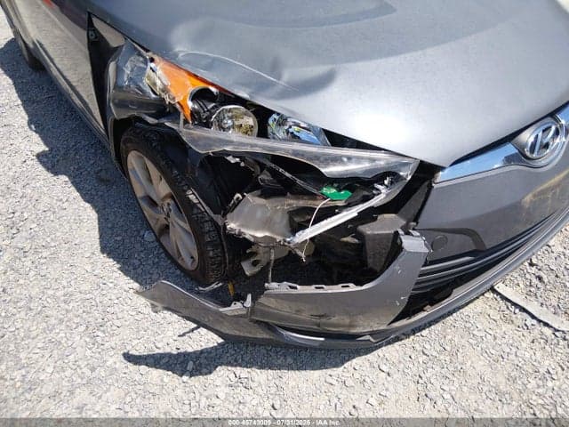2017 HYUNDAI VELOSTER 6