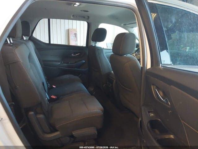 2020 CHEVROLET TRAVERSE FWD LS 8